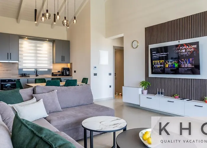 Casa Del Sole With Infinity Pool In Mousata! Villa *