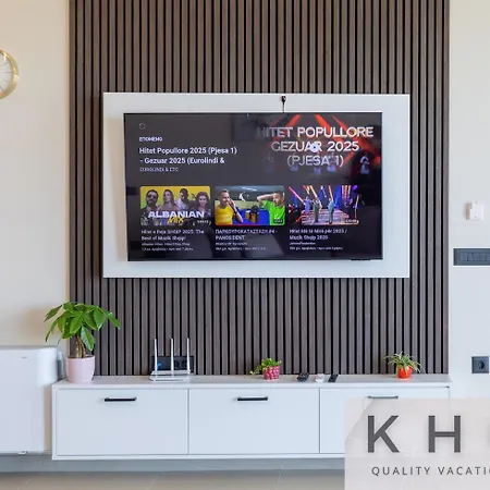 Casa Del Sole With Infinity Pool In Mousata!