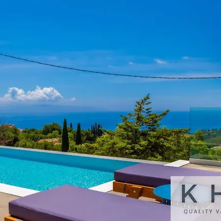 Casa Del Sole With Infinity Pool In Mousata! Mousata